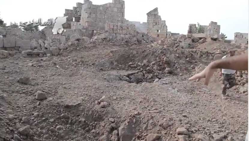 Российская авиация уничтожила тренировочный лагерь мереных повстанцев FSA в провинции Идлиб, Сирия