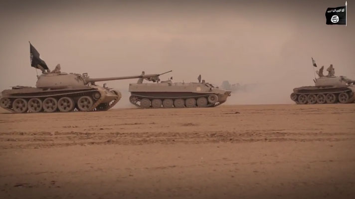 В учениях террористической организации ИГИЛ, активно применялась бронетехника: T-55s, Type-69s, MT-LBs, Badgers, BTS-5B 'battle bus', BTR-80UP.