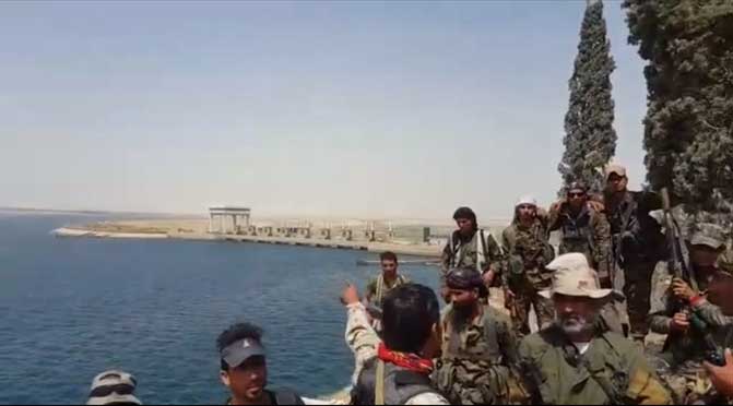 Вслед за городам SDF захватили плотину Аль-Табка, на берегу реки Евфрат